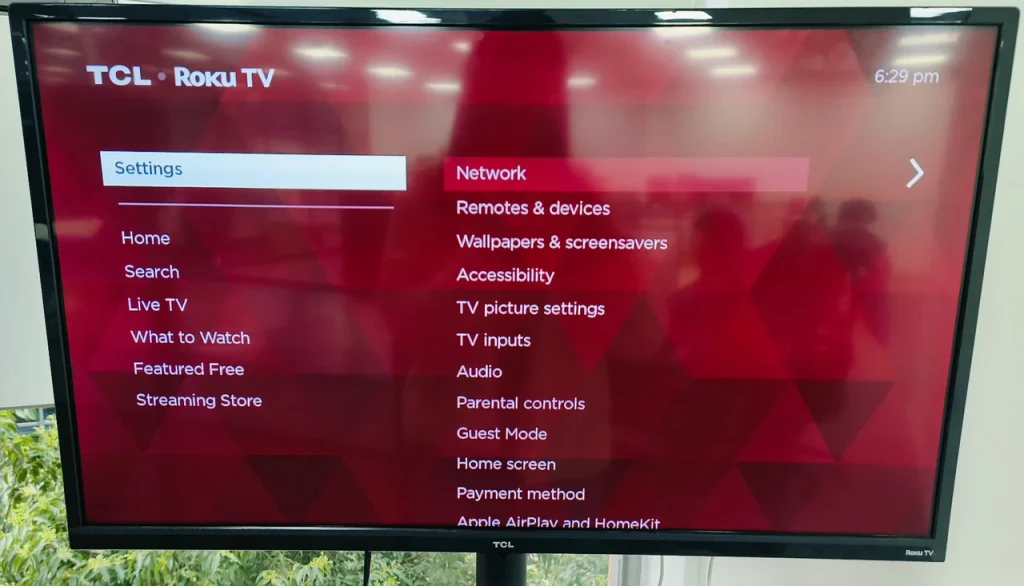 choose the Settings option on Roku TV