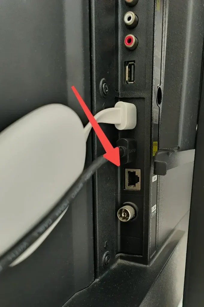 the Ethernet port on the Samsung TV
